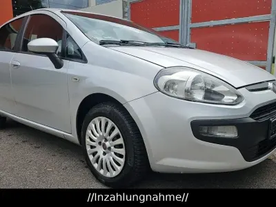 Gebraucht Fiat Punto Evo Dynamic 69 PS (50 kW) 2010 Weiß Kleinwagen