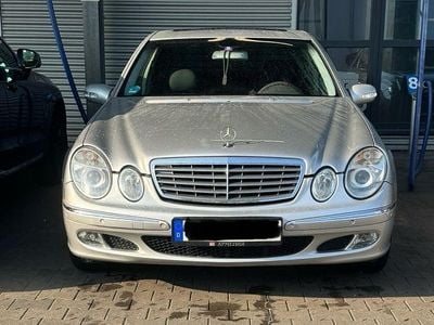 Mercedes E240