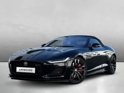 Käytetty Jaguar F-Type R-Dynamic 456 HP (335 kW) 2022 Musta Avoauto