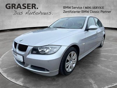 Gebraucht BMW 318 129 PS (94 kW) 2007 Grau Limousine