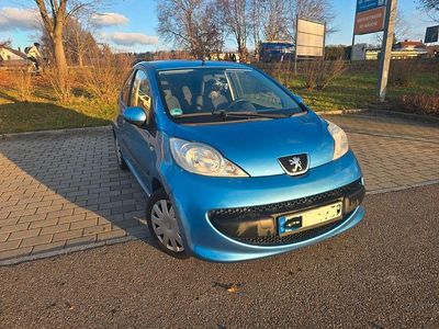 Gebraucht Peugeot 107 68 PS (50 kW) 2006 Blau Kleinwagen