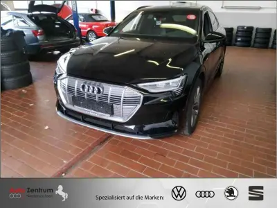 Gebraucht Audi e-tron Sportback Sport 230 kW (313 PS) 2023 Mythos black metallic SUV