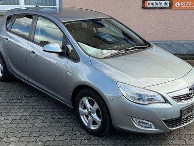 Gebraucht Opel Astra Design Edition 87 PS (63 kW) 2011 Silber Limousine