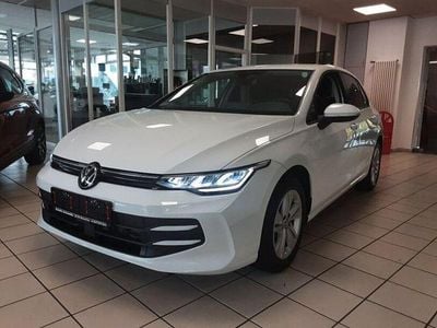 Gebraucht VW Golf VIII Life 116 PS (85 kW) 2025 Weiß Limousine