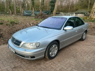 Gebraucht Opel Omega 218 PS (160 kW) 2001 Silber Limousine