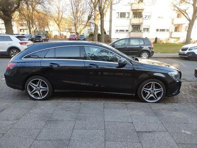 Gebraucht Mercedes CLA200 OrangeArt Edition 136 PS (100 kW) 2015 Schwarz Kombi