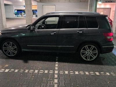 Grau Gebraucht 2010 Mercedes GLK220 SUV | 8.000 € (Guter Preis)
