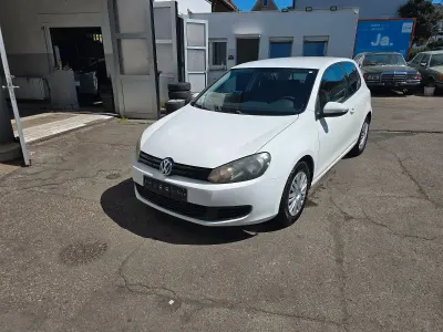 Gebraucht VW Golf VI Trendline 80 PS (58 kW) 2009 Weiß Kleinwagen