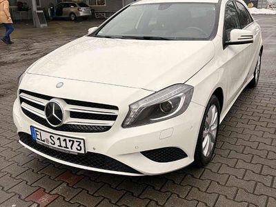Weiß Gebraucht 2014 Mercedes A180 Limousine | 8.900 € (Guter Preis)