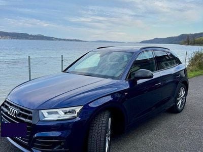 Second-hand Audi Q5 Ambiente 190 CP (139 kW) 2019 Albastru SUV