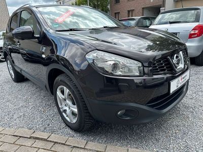 Violet Gebraucht 2013 Nissan Qashqai Tekna SUV | 6.950 € (Fairer Preis)