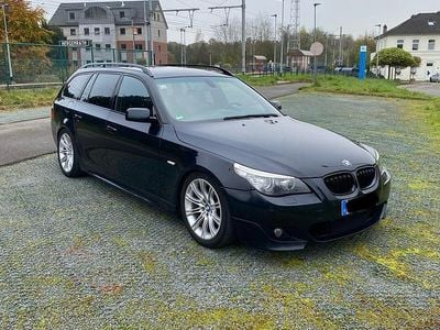 BMW 525