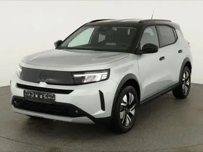 Neu Opel Frontera 136 PS (100 kW) 2025 Kristall silber metallic SUV