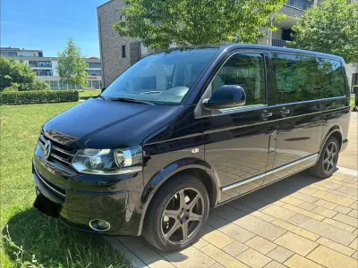 Gebraucht VW Multivan 179 PS (131 kW) 2013 Schwarz Van / Kleinbus