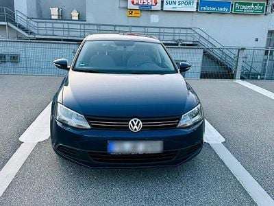 Usata VW Jetta 140 CV (102 kW) 2011 Blu Berlina