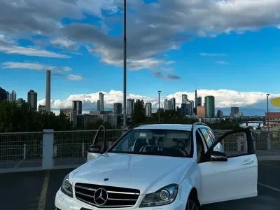 Gebraucht Mercedes C200 AMG 136 PS (100 kW) 2014 Weiß Kombi