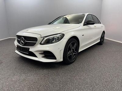 Polarweiss unilack Gebraucht 2020 Mercedes C300e AMG line Limousine | 29.999 € (Teuer)