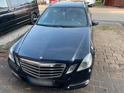 Mercedes E220