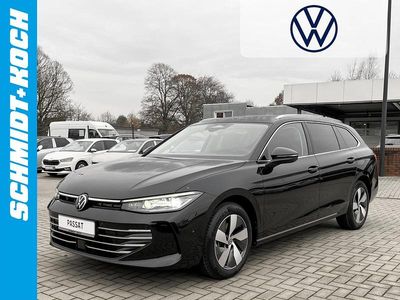 Grenadillschwarz (schwarz) Neu 2026 VW Passat Elegance Kombi | 59.245 € (Teuer)