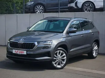 Używany Skoda Karoq Ambition 110 KM (80 kW) 2023 Srebrny SUV