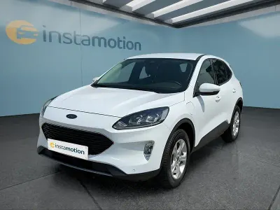 Gebraucht Ford Kuga Cool & Connect 224 PS (164 kW) 2022 Weiß SUV