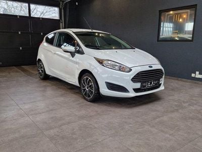 Weiß Gebraucht 2014 Ford Fiesta Trend Kleinwagen | 7.999 € (Fairer Preis)