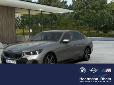 Neu BMW 540 M Sport 286 PS (210 kW) 2026 Grau Limousine