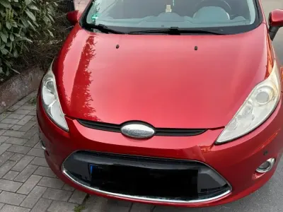 Second-hand Ford Fiesta Titanium 75 CP (55 kW) 2008 Roșu Hatchback