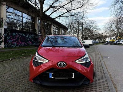 Gebraucht Toyota Aygo Business Edition 72 PS (52 kW) 2020 Super red 5 Kleinwagen