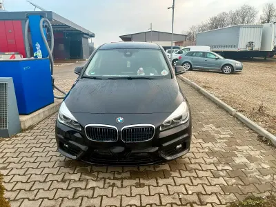 Gebraucht BMW 225 2017 Schwarz SUV