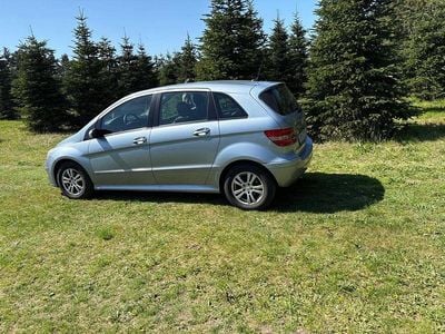 Usata Mercedes B150 95 CV (69 kW) 2005 Blu Monovolume