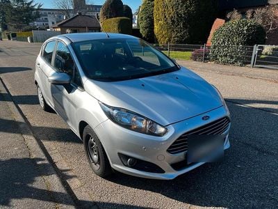 Silber Gebraucht 2014 Ford Fiesta SYNC Edition Kleinwagen | 3.300 € (Fairer Preis)