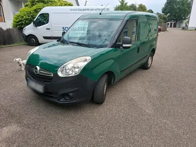 Gebraucht Opel Combo 90 PS (66 kW) 2014 Grün Van / Kleinbus