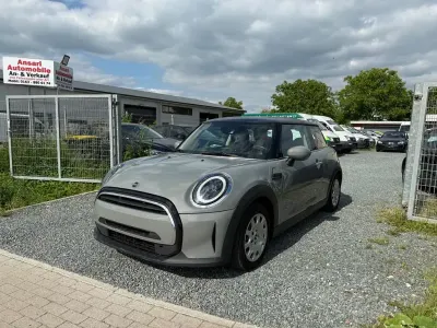 Gebraucht Mini ONE Essential 102 PS (75 kW) 2022 Grau Kleinwagen