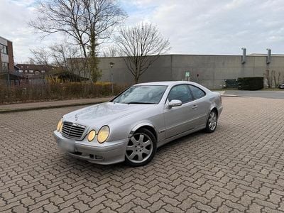 Second-hand Mercedes CLK230 197 CP (144 kW) 2000 Argintiu Coupe