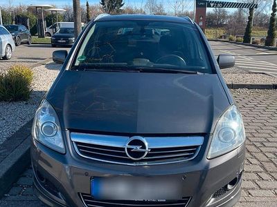 Gebraucht Opel Zafira 140 PS (102 kW) 2012 Grau Van / Kleinbus