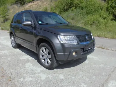 Gebraucht Suzuki Grand Vitara 130 PS (95 kW) 2010 Grün SUV