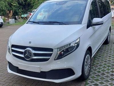 Gebraucht Mercedes V220 163 PS (119 kW) 2020 Weiß Van / Kleinbus