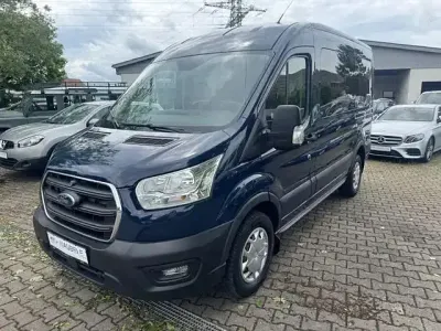 Gebraucht Ford Transit Trend 131 PS (96 kW) 2020 Blau Van
