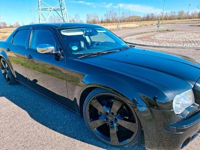 Second-hand Chrysler 300C 360 CP (264 kW) 2009 Negru Berlinǎ