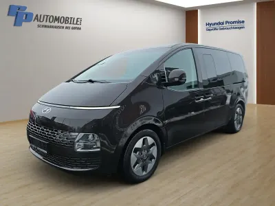 Gebraucht Hyundai Staria Prime 177 PS (130 kW) 2023 Braun Van / Kleinbus