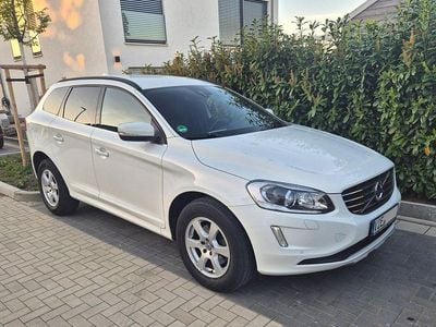 Usata Volvo XC60 150 CV (110 kW) 2016 Bianco SUV
