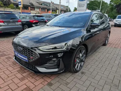 Gebraucht Ford Focus ST 280 PS (205 kW) 2024 Schwarz Limousine