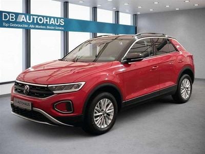 Gebraucht VW T-Roc Life 150 PS (110 kW) 2023 Rot SUV
