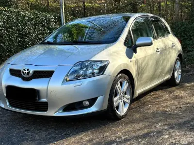 Gebraucht Toyota Auris 177 PS (130 kW) 2008 Silber Kleinwagen