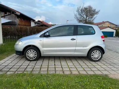 Second-hand VW Fox 75 CP (55 kW) 2009 Argintiu Hatchback