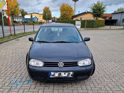 VW Golf IV