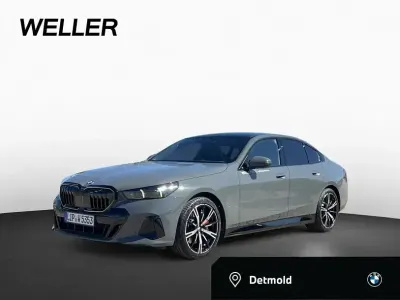 Gebraucht BMW 540 Comfort Edition 303 PS (222 kW) 2025 Individual grigio telesto perl (grau) Limousine