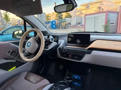 Gebraucht BMW i3 Performance 135 kW (184 PS) 2021 Weiß Kleinwagen
