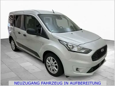 Gebraucht Ford Tourneo Connect 99 PS (72 kW) 2022 Silber metallic Van / Kleinbus